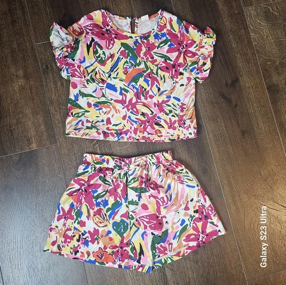 Colorful Girls' Dresses - Size 4 - Picture 6 of 7